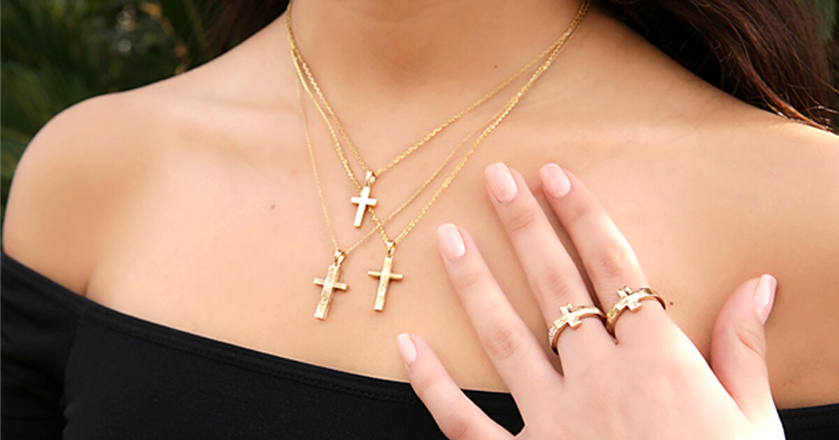 Exploring Anchor Cross and Curved Anchor Cross Pendants