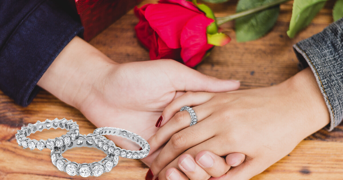 Significance and symbolism of diamonds and roses on Valentine's Day 