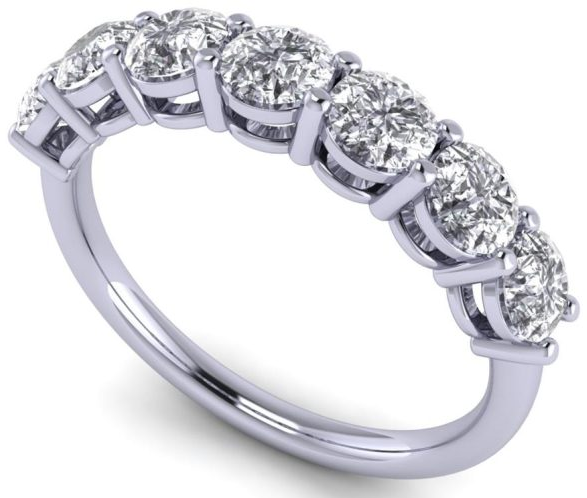 Round shaped Ring Featuring White Diamond